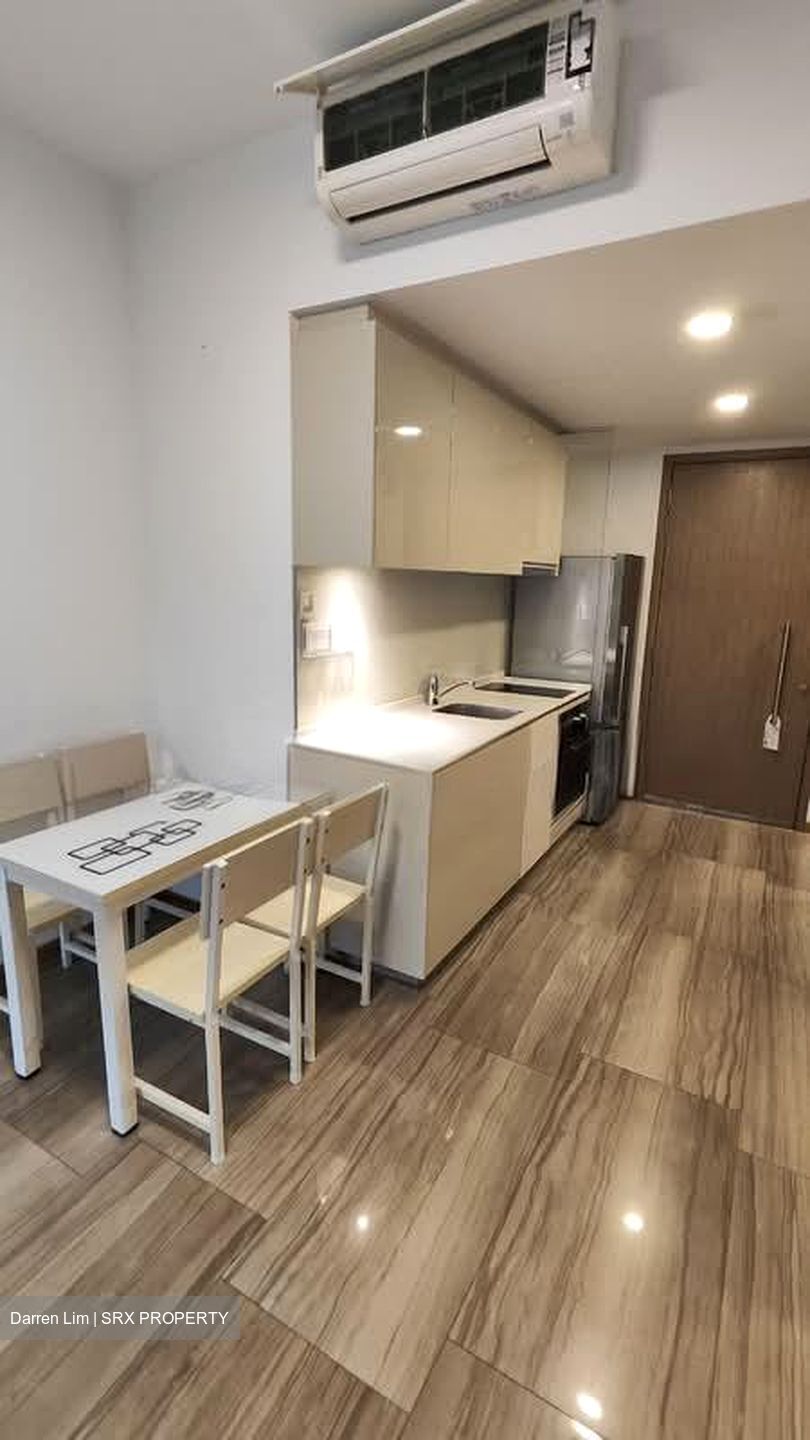 Lakeville (D22), Condominium #562098331